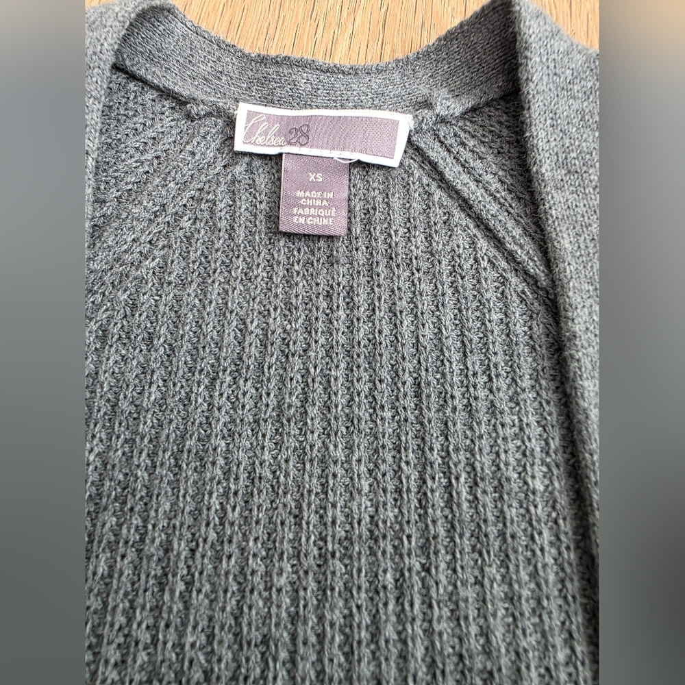 Chelsea28 Gray Ruffle Cardigan - Picture 4 of 8